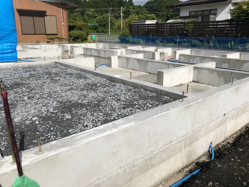 高校の先輩が突然来社した‼